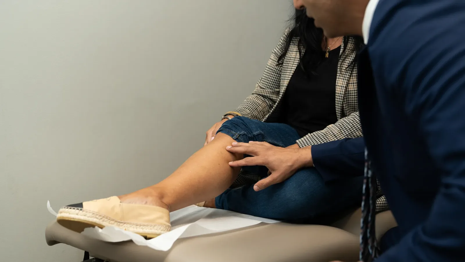 Radiofrequency ablation treatment room at Vein Center Doctor